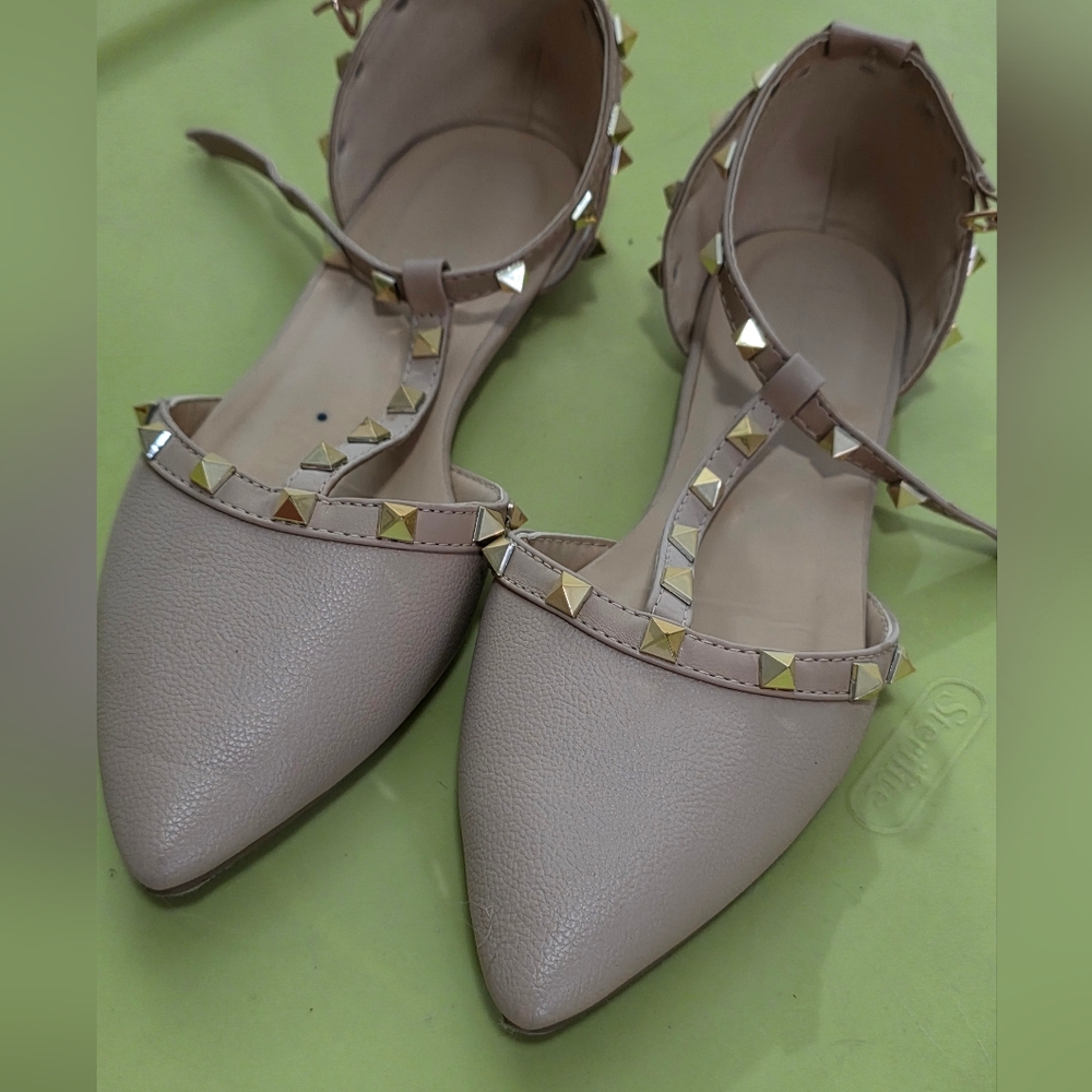 Nicole Miller Women's Pink Studded Flats - Picture 2 of 9